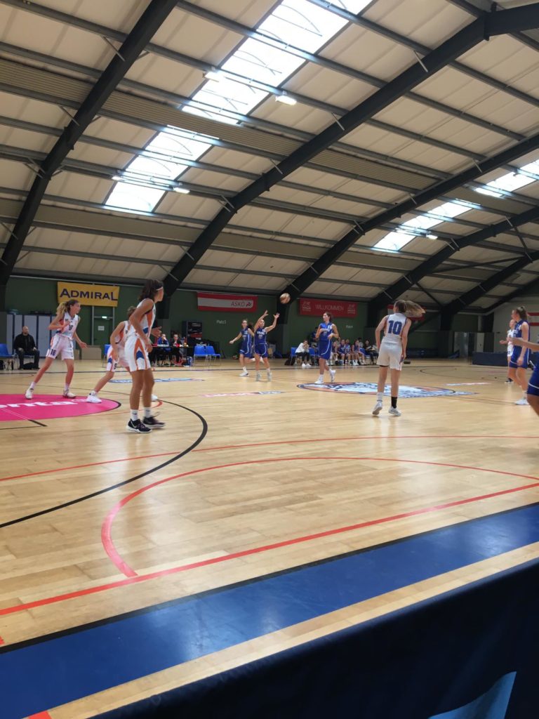 wU16 gewinnt Krimi zum Superliga-Auftakt