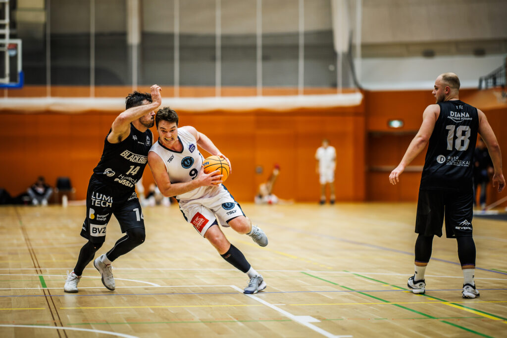Duell zweier junger Teams in Gmunden